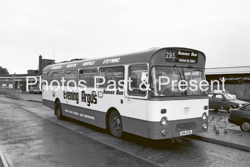 bw021x-sussex-bus-horsham-evening-argus