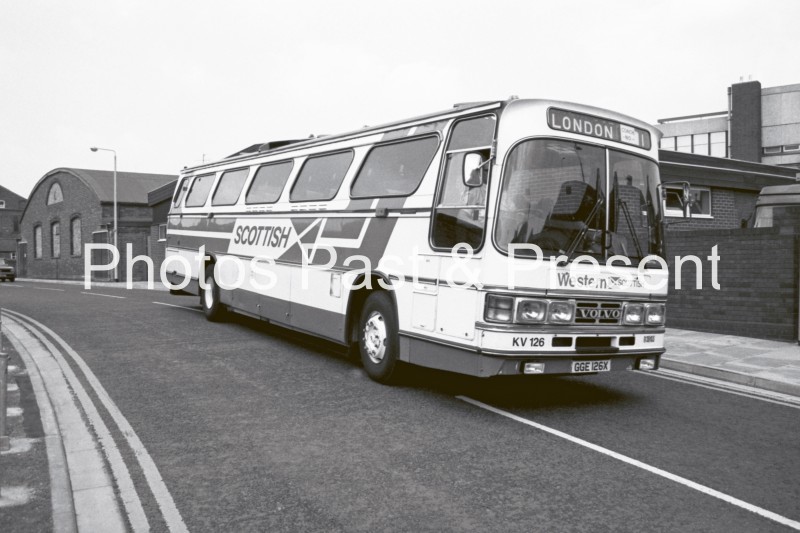bw024x-western-scottish-volvo-coach-grantham