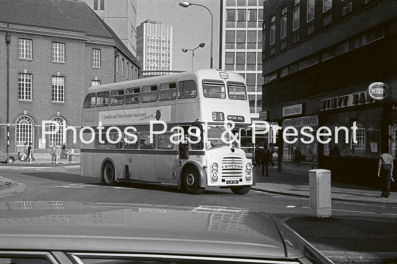 bw054x-leicester-bus-wimpy-bar