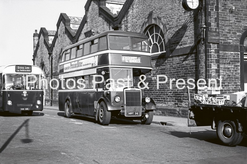bw066x-todmorden-bus-market