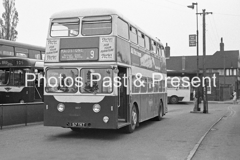 bw128-west-malling-maidstone-bus-station