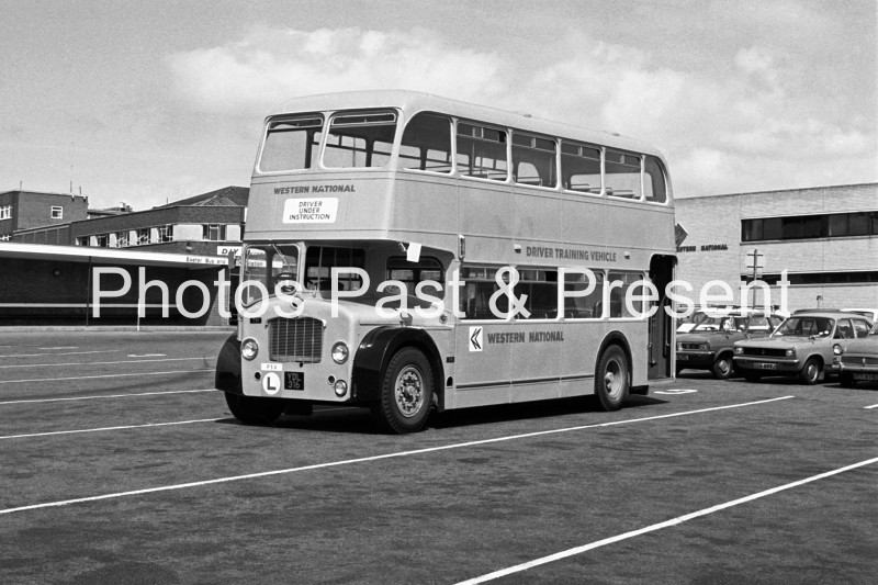 bw135x-learner-driver-bus-exeter-western-national