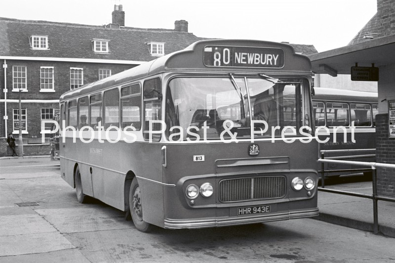 Hants & Dorset 1967 Bedford Val Bus HHR943E to Newbury
