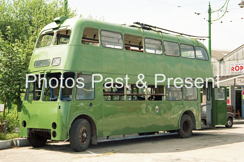 Vintage Trollybus Restoration at Sandtoft 1984