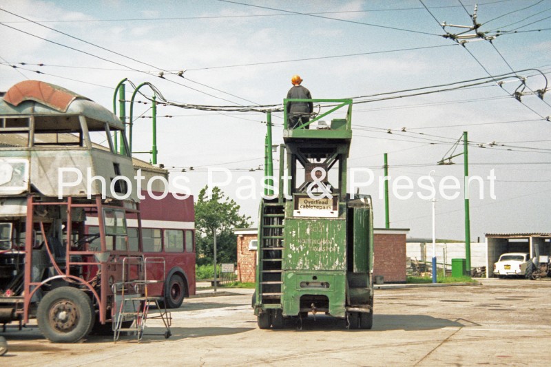 Nottingham Trollybus Overhead Cable Repair Tractor