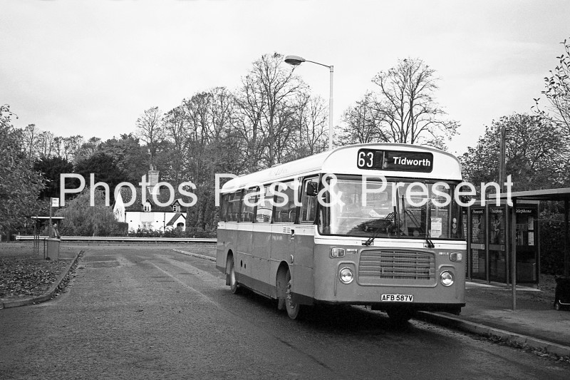 Wilts & Dorset Bus AFB587V to Tidworth