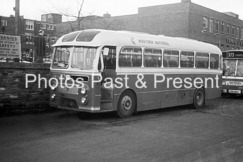 Western National AEC Reliance Bus 890ADV at Exeter Station
