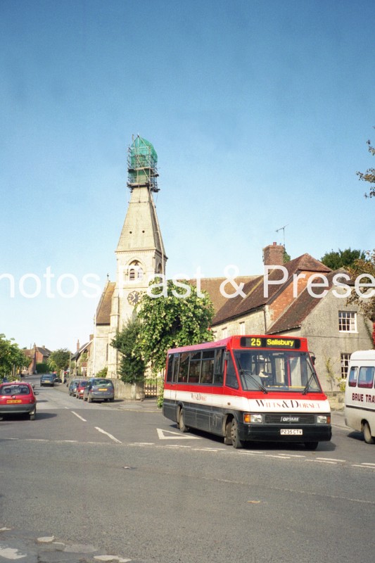 Salisbury Wilts & Dorset Optare Bus P235CTV