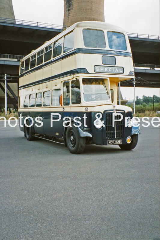Birmingham 1953 Daimler CVG6 Bus MOF225