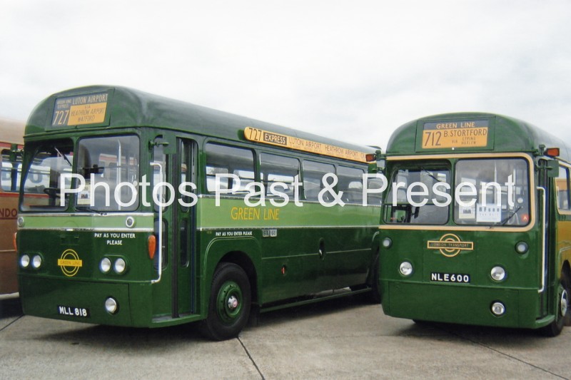 London Country 1952 AEC Regal Buses MLL818 & NLE600