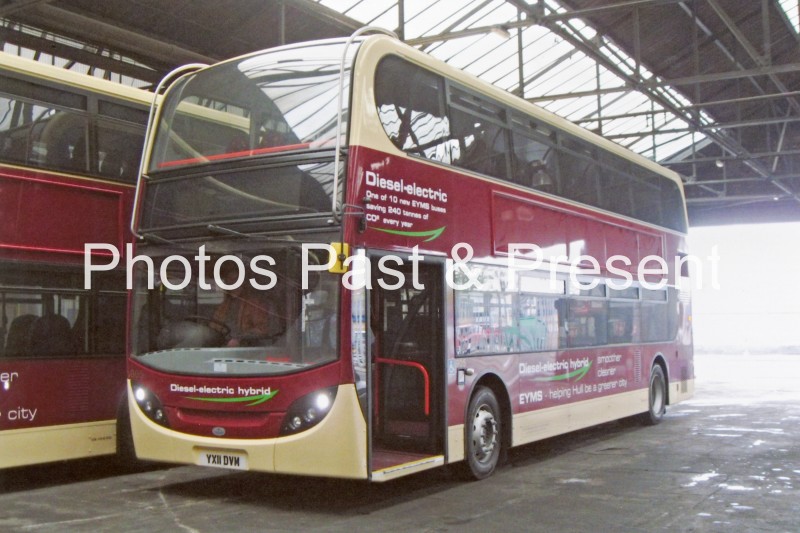 East Yorkshire Diesel Electric Hybrid Bus YX11DVM