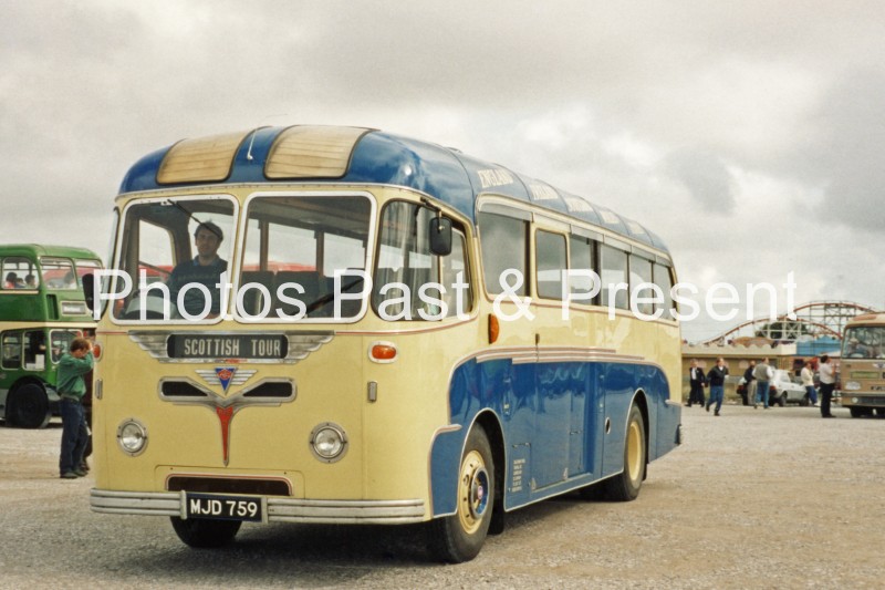 Essex 1958 AEC Reliance Coach MU3RV