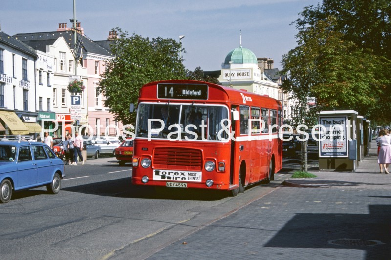 Bideford 1974 North Devon Red Bus GDV459N
