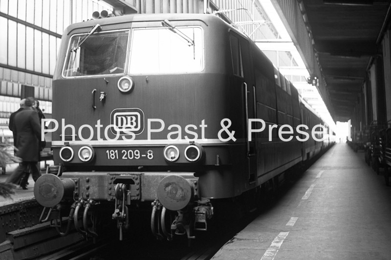 Deutsche Bundesbahn German Electric Loco in 1974 - MFBW008X