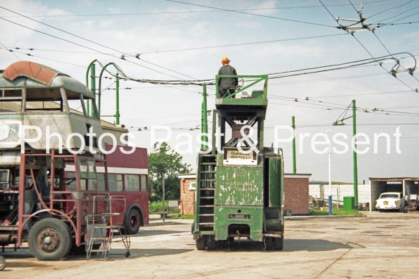 Nottingham Trollybus Overhead Cable Repair Tractor